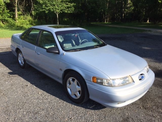 1994 Ford Taurus SHO