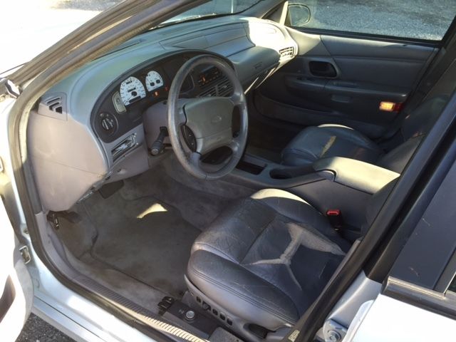 1994 Ford Taurus SHO - photo 11