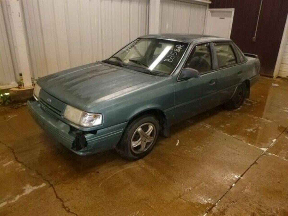 1994 Ford Tempo GL 4dr Sedan - photo 2