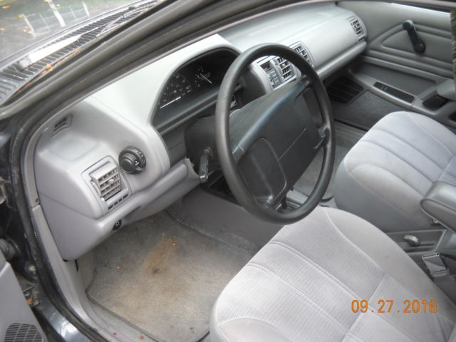 1994 Ford Tempo GL Sedan 4-Door - photo 6