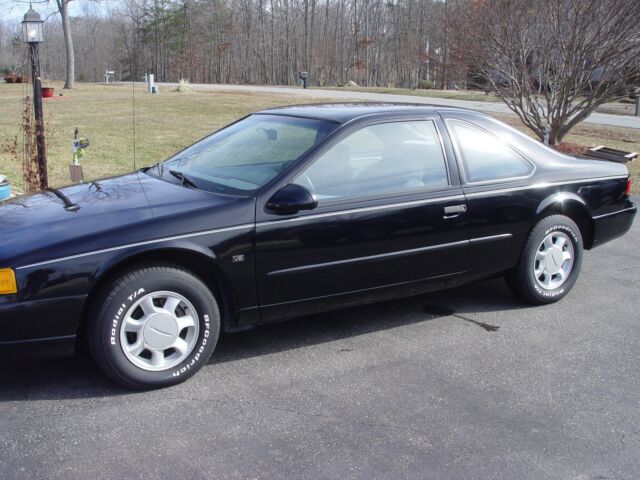 1994 Ford Thunderbird Coupe - photo 2