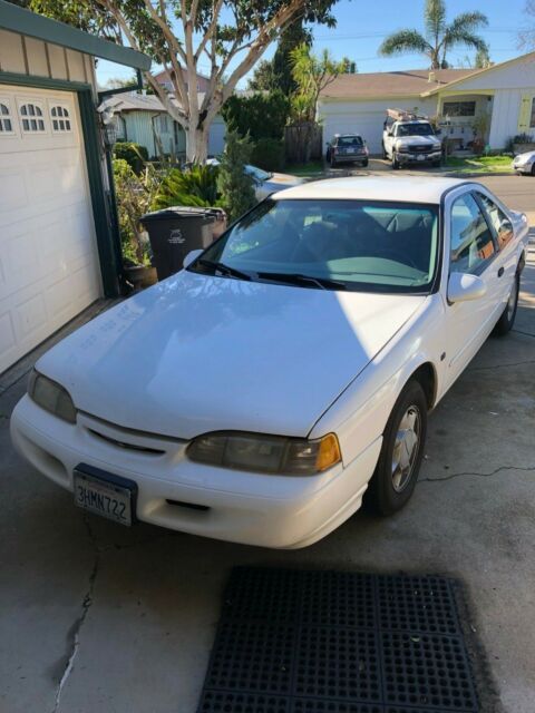 1994 Ford Thunderbird Coupe - photo 2