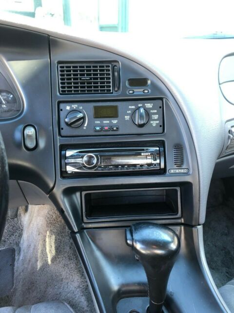 1994 Ford Thunderbird Coupe - photo 5