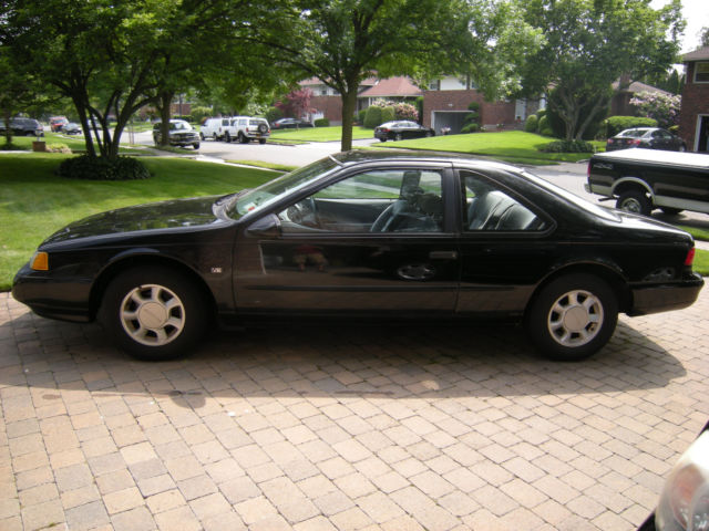 1994 Ford Thunderbird LX - photo 2