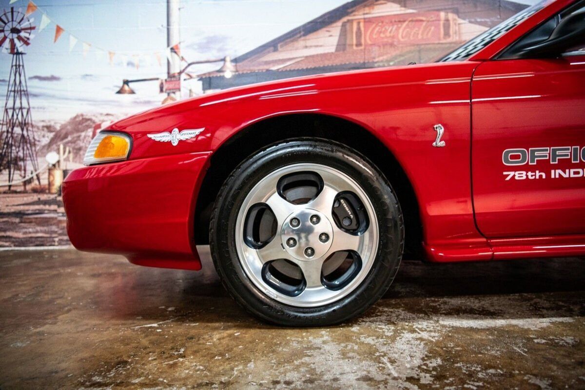 1994 Ford Mustang 57-Mile SVT Cobra Pace Car - photo 4