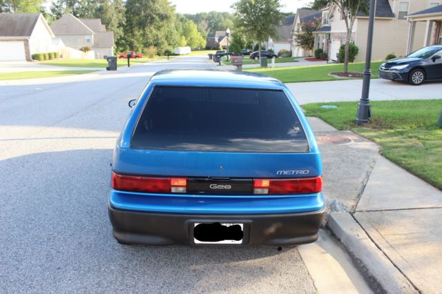 1994 Geo Metro Hatchback - photo 3