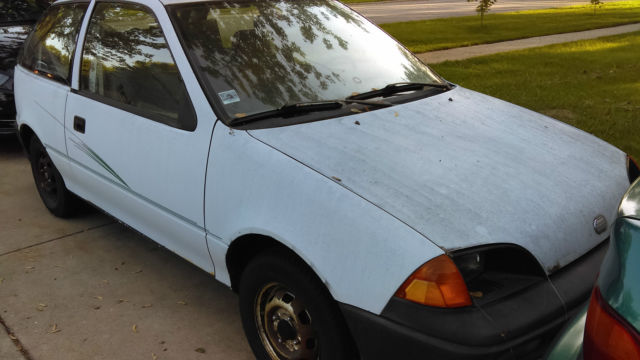 1994 Geo Metro XFI - photo 2