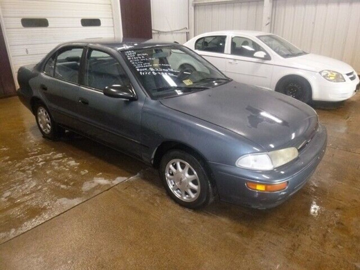 1994 Geo PRIZM LSi - photo 2