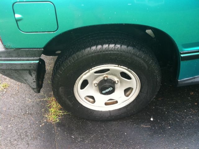 1994 Geo Tracker - photo 7