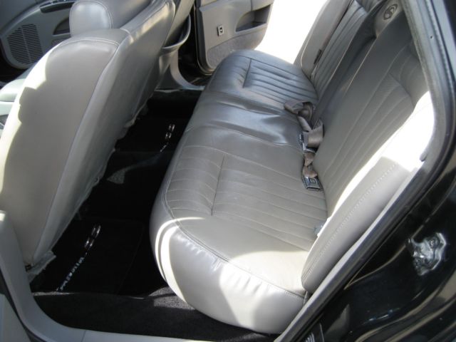 1994 Chevrolet Impala SS Sedan 4-Door - photo 10