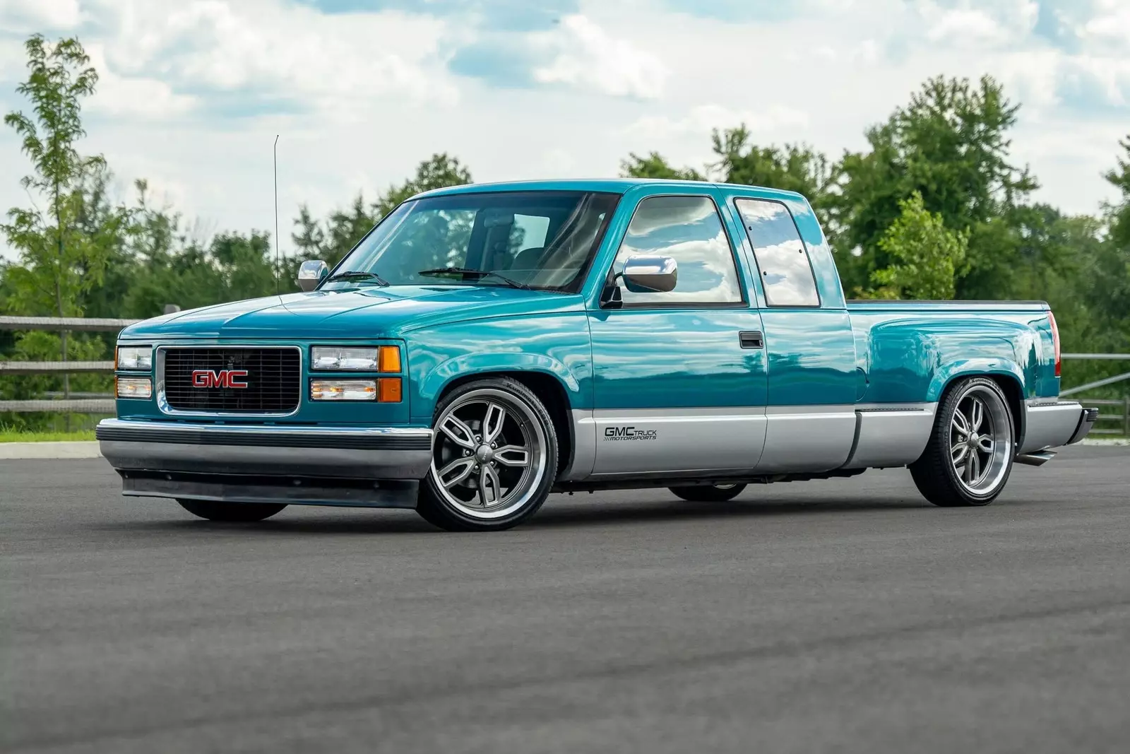 1994 GMC 1500 X-CAB FLARESIDE 5.7L V8 LOWERING KIT GREAT CONDITION CLEAN CARFAX 1994 GMC Sierra 1500 Club Cpe 141.5" WB