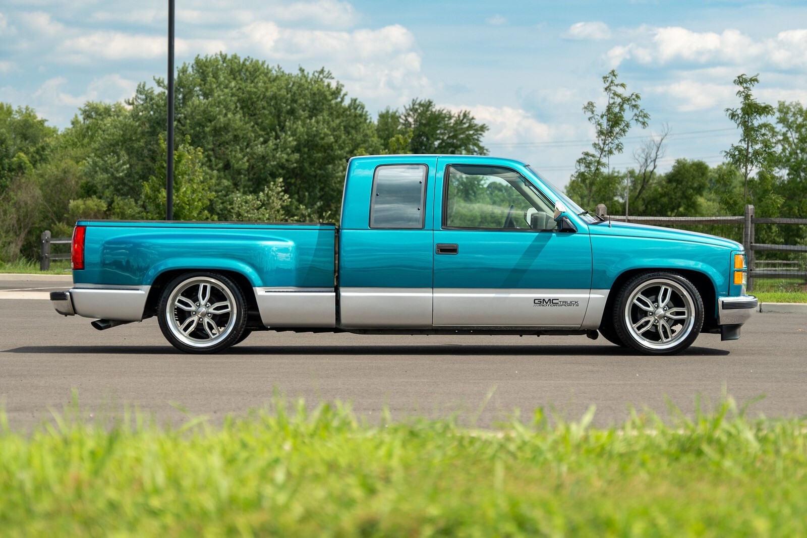 1994 GMC Sierra 1500 Club Cpe 141.5" WB - photo 8