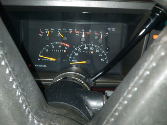 1994 GMC Suburban SLE - photo 9