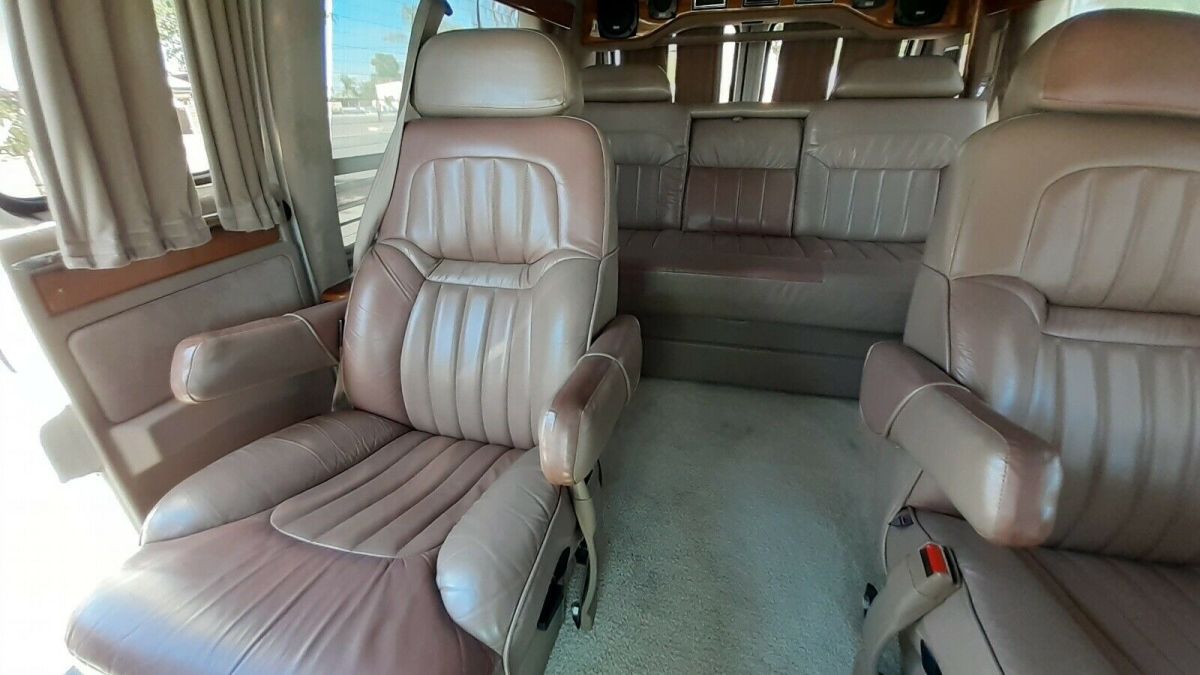 1994 GMC G2500 G2500 Vandura Choo Choo Customs - photo 11