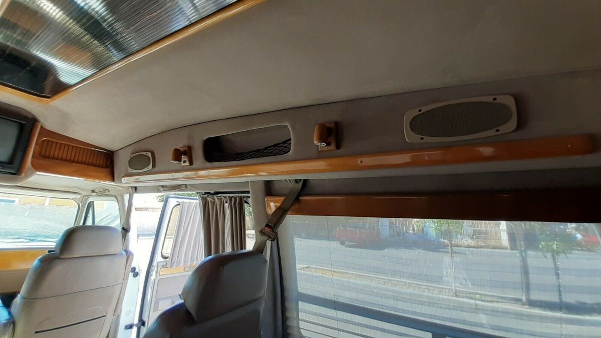 1994 GMC G2500 G2500 Vandura Choo Choo Customs - photo 7