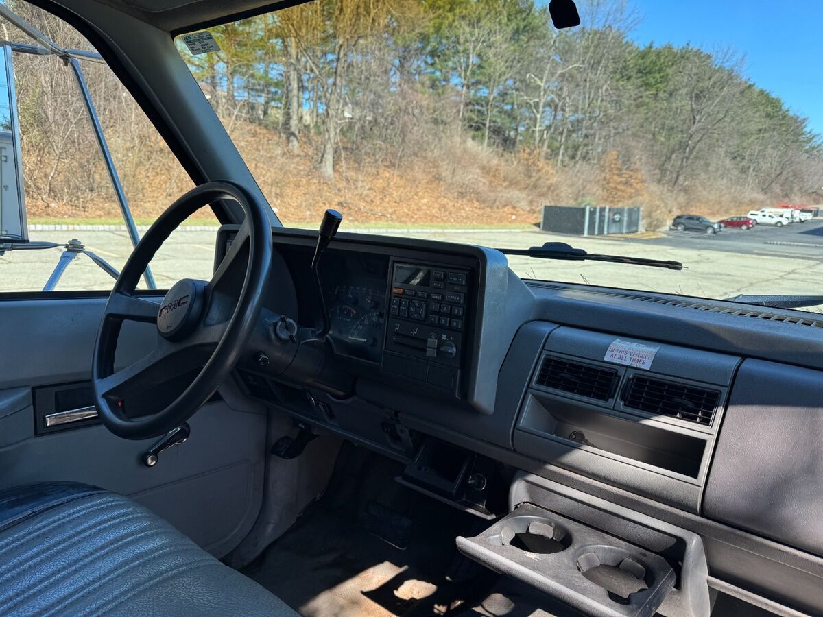 1994 GMC Sierra 3500 - photo 9