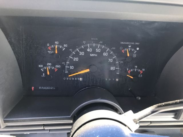 1994 GMC Sierra 1500 GMC Sierra Truck SL Regular Cab 4x4 Low Miles - photo 12