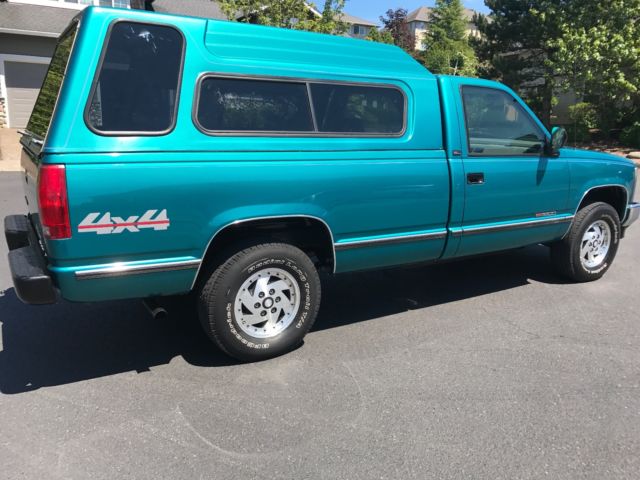 1994 GMC Sierra 1500 GMC Sierra Truck SL Regular Cab 4x4 Low Miles - photo 4