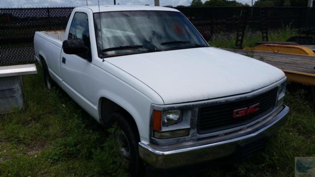 1994 GMC Sierra 1500 SL Reg. Cab 6.5-ft. Bed 2WD - photo 8