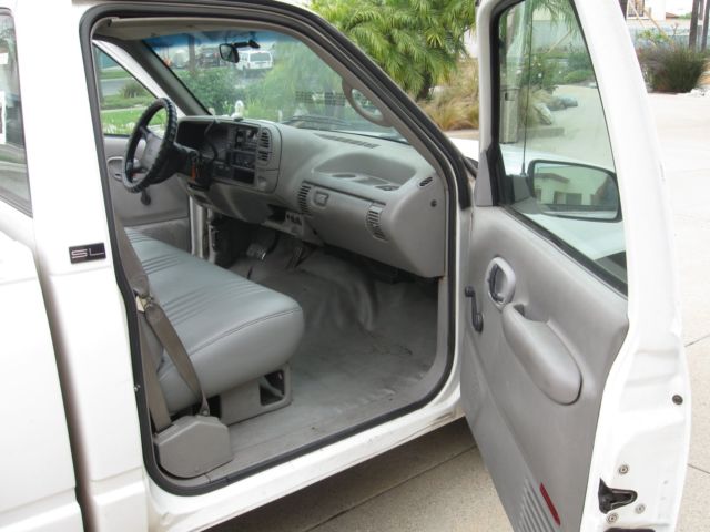 1994 GMC Sierra - photo 10