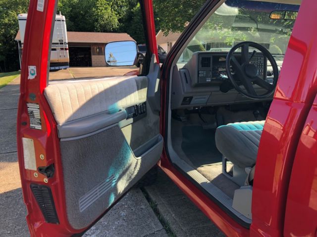 1994 GMC Sierra 1500 2-Door Pickup Truck - photo 7