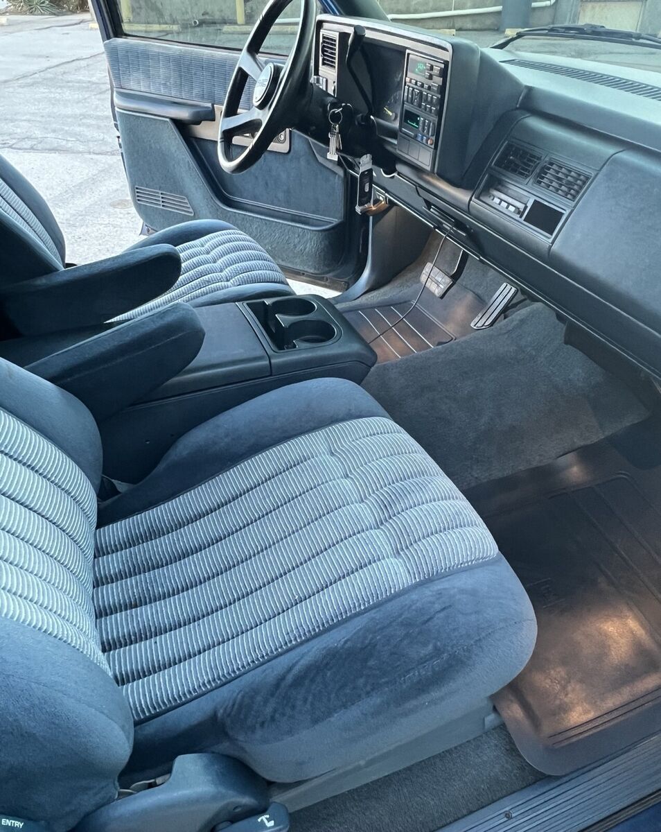 1994 GMC Sierra C1500 - photo 11