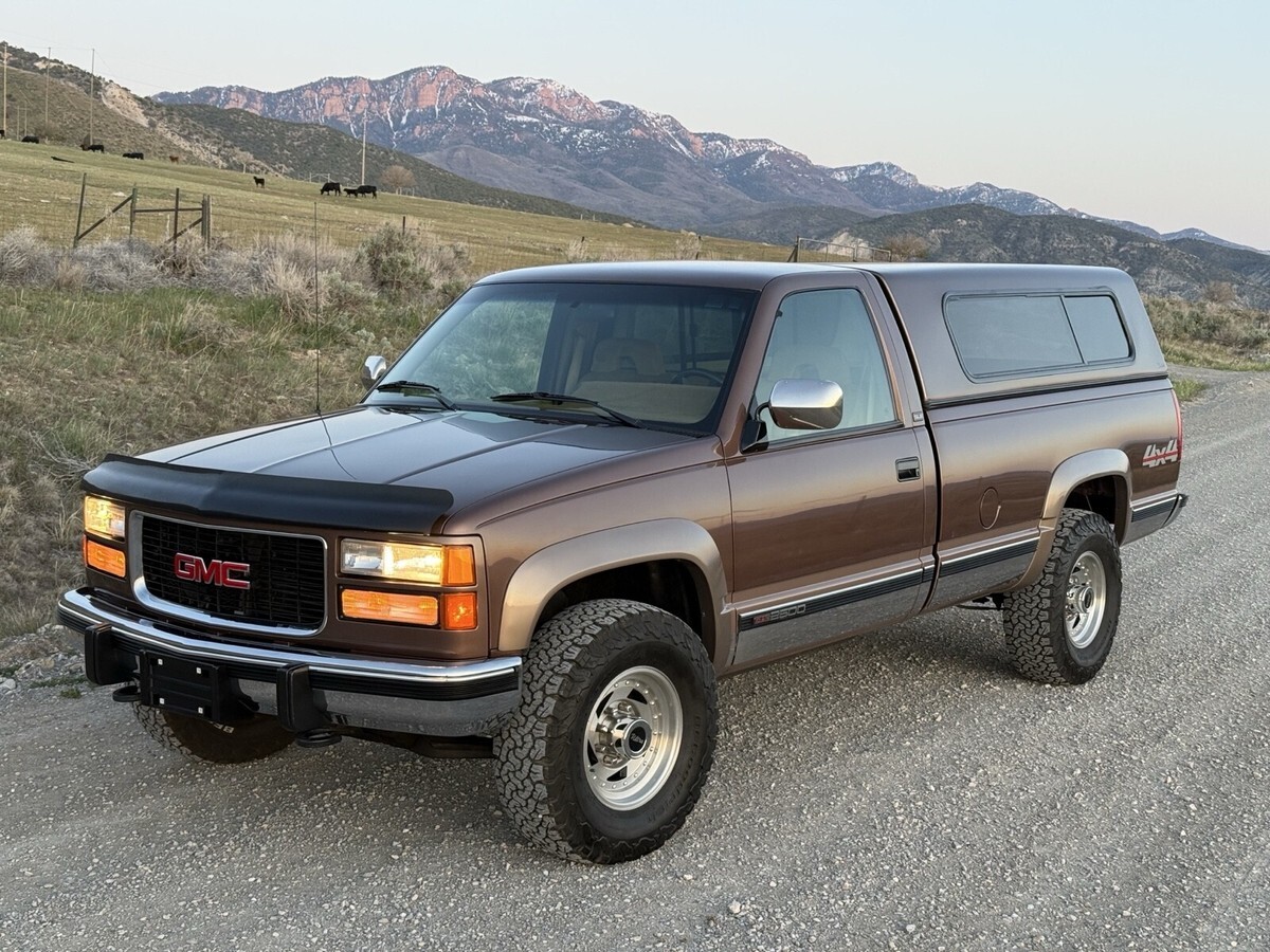 1994 GMC Sierra K2500 - photo 2