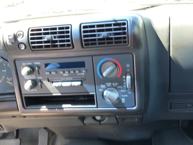 1994 GMC Sonoma - photo 10