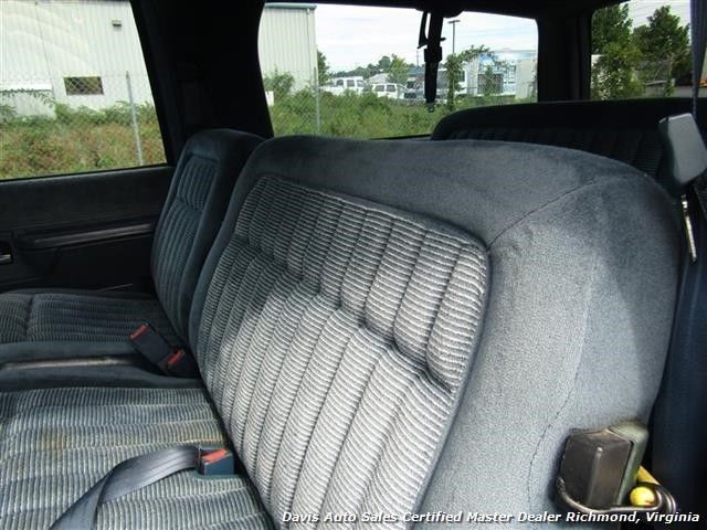 1994 GMC Suburban K1500 SLE 4X4 5.7 350 V8 Loade - photo 12
