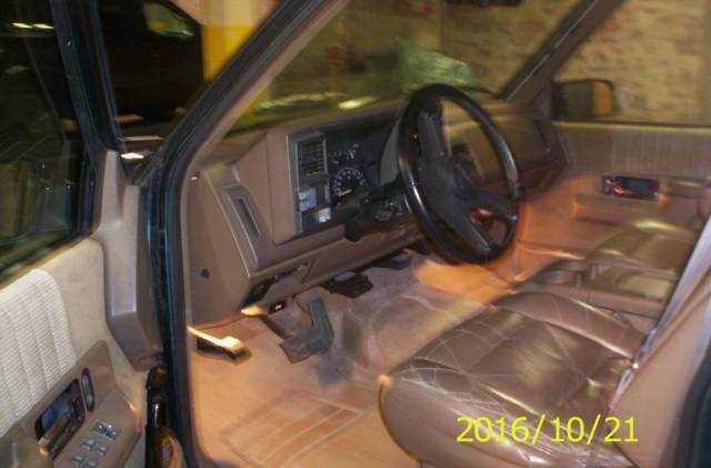 1994 GMC Suburban SLE - photo 7