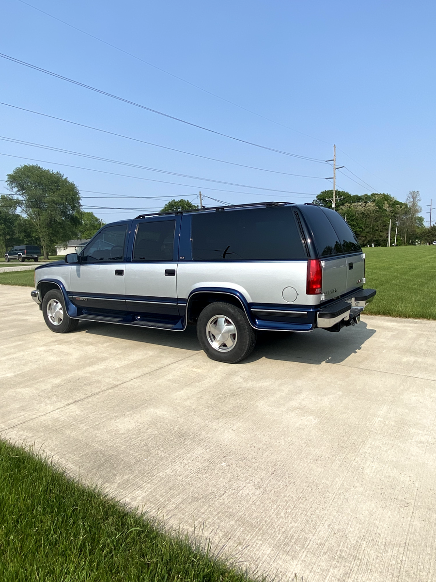 1994 GMC Suburban SLE - photo 4