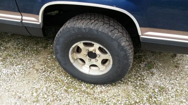 1994 GMC Suburban SLE - photo 10