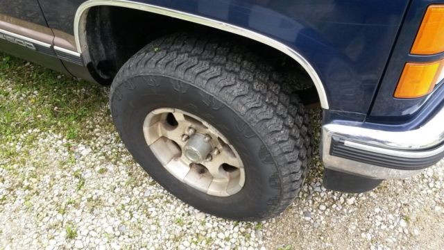 1994 GMC Suburban SLE - photo 12