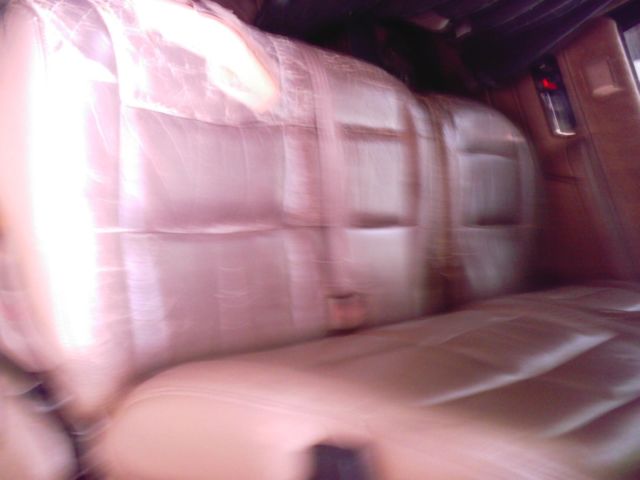 1994 GMC Suburban SLE - photo 7