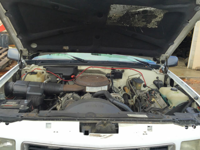 1994 GMC Suburban K2500 3/4 Ton 4x4 SLE - photo 3