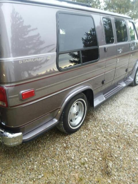 1994 GMC Vandura - photo 9