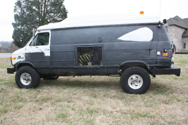 1994 GMC Vandura 3 door - photo 13