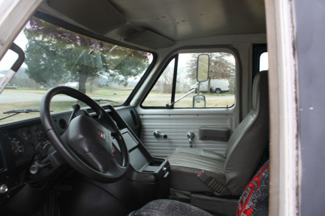 1994 GMC Vandura 3 door - photo 4