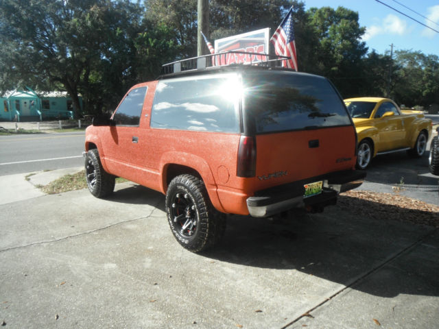 1994 GMC Yukon SLE Sport Utility 2-Door - photo 7