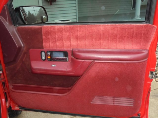 1994 GMC Yukon SLE - photo 11