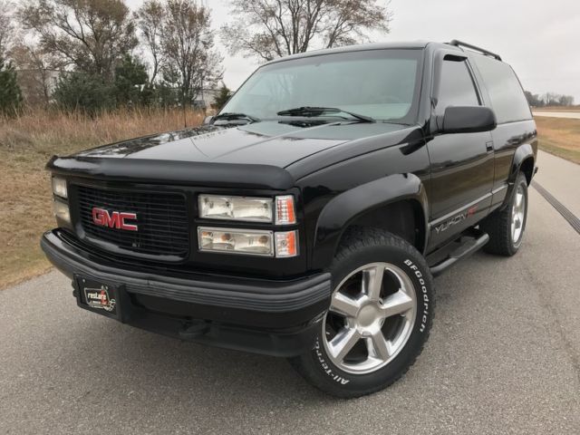 1994 GMC Yukon GT 0 Black SUV 5.7 Liter V8 4 Speed Automatic 1994 GMC Yukon GT