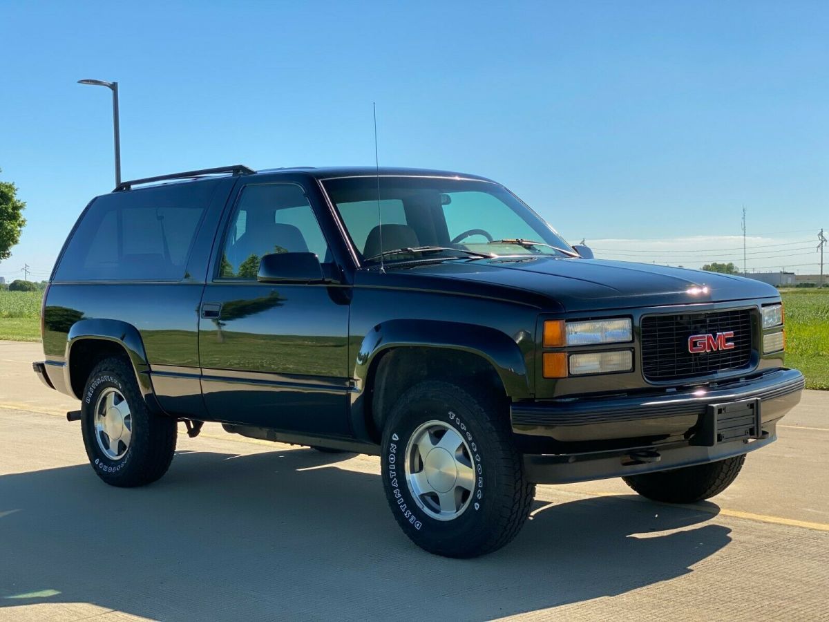 1994 GMC Yukon Sport Utility - photo 10