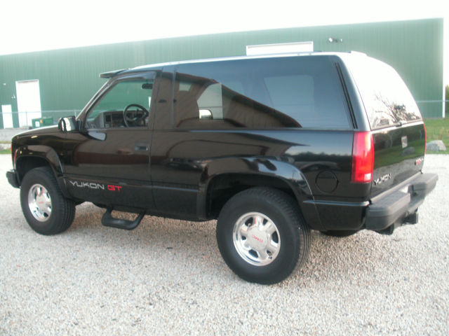 1994 GMC Yukon - photo 2