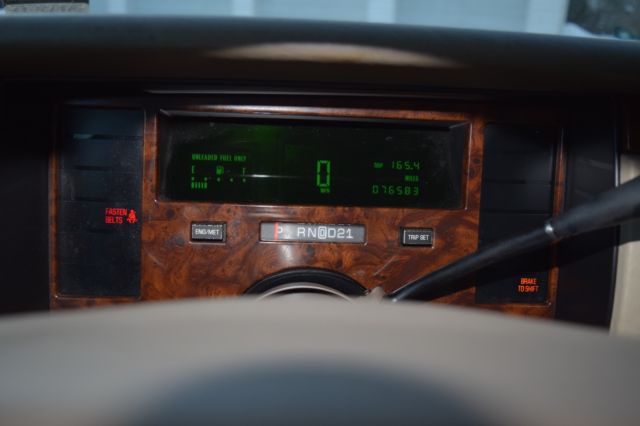 1994 Cadillac Fleetwood Brougham - photo 9