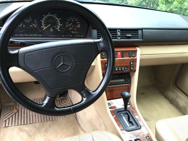 1994 Mercedes-Benz E-Class 320 4 door - photo 8