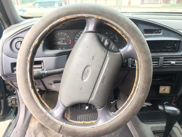 1994 Ford Taurus - photo 8