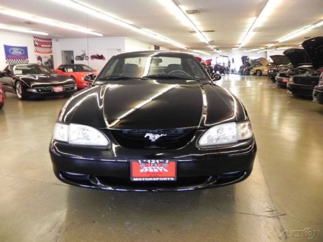 1994 Ford Mustang GT - photo 3