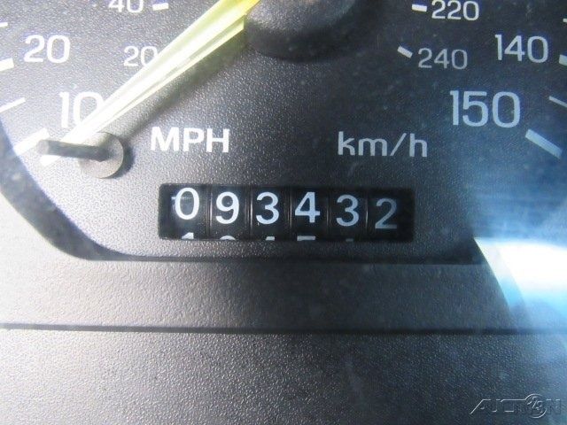 1994 Ford Mustang GT - photo 10