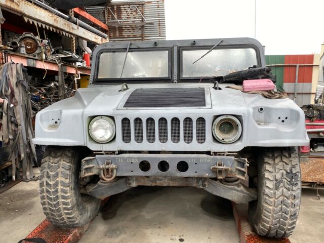 1994 H1 Humvee 1971 Hummer H1