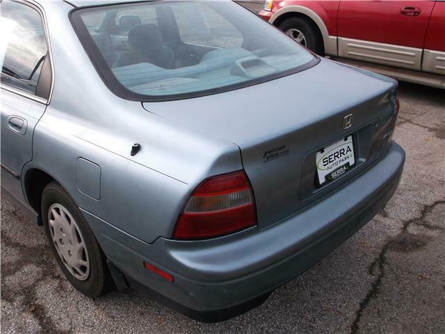 1994 Honda Accord LX - photo 13